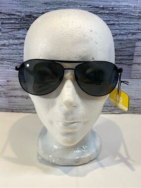 Quo Beauty Black Aviator Sunglasses Polarized Classic 100% UVA Unisex